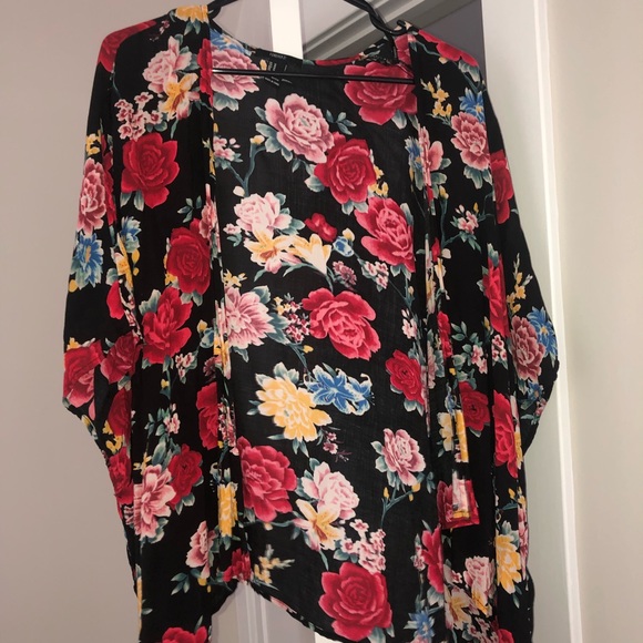 Forever 21 kimono - Picture 1 of 2